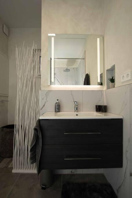 Moderne Wohnung Mit Panorama Schneppenbach Bagian luar foto